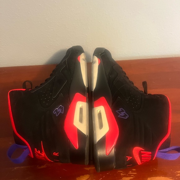 Nike Raptors Jordan - Picture 2 of 6